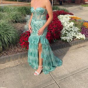Green Prom dress